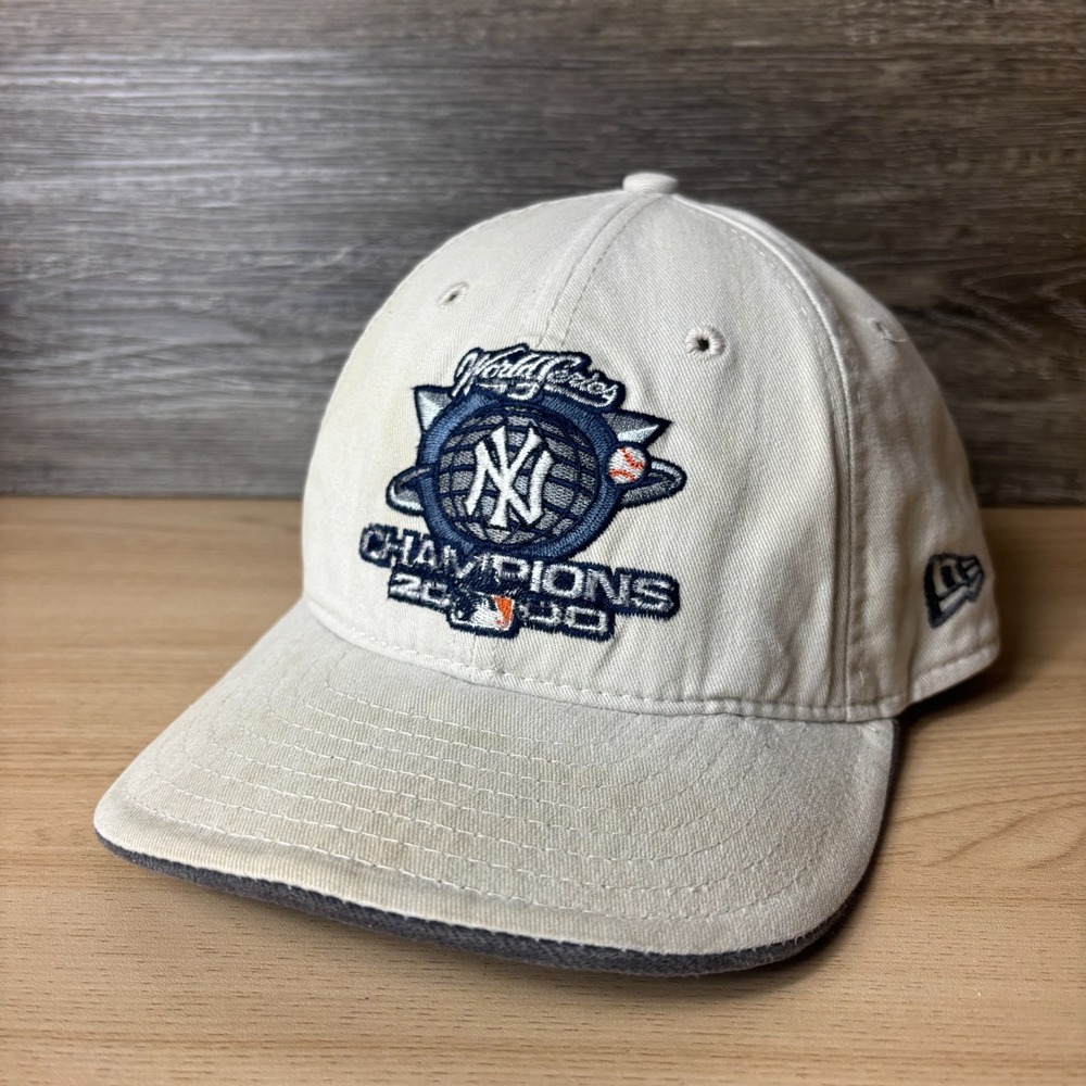 Vintage New York Yankees Hat Cap Strap Back Beige MLB Baseball World Series 2000
